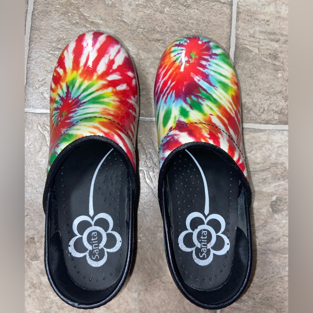 Sanita Handcrafted Danish Patent Leather Clogs Colorful Tie-Dye, Size 36